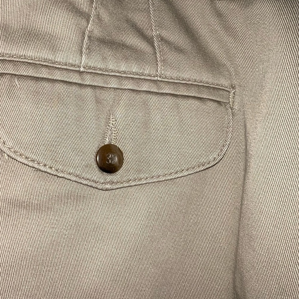 MEN’S  front pleated  Dockers khakis in excellent condition - Picture 7 of 7